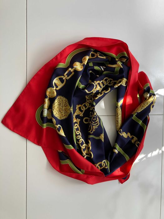 Duża chusta apaszka - 86x88cm - klasyczny motyw łańcuchów