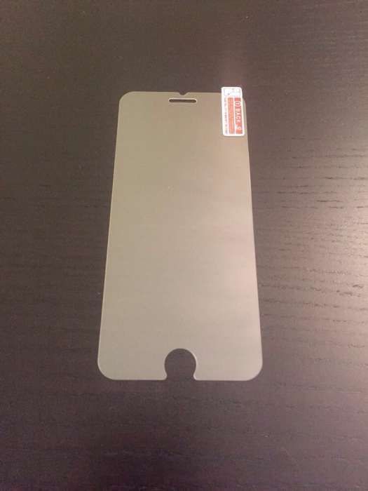 Película de Vidro para o ecrã do Iphone 5/5C/5S/SE/6/6S/6Plus/7/7Plus
