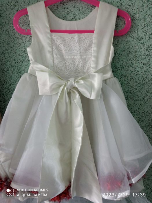 Святкове плаття.