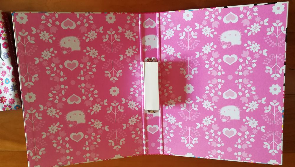 IMPECÁVEL Material papelaria/escolar  Hello Kitty Dossier Capas Estojo