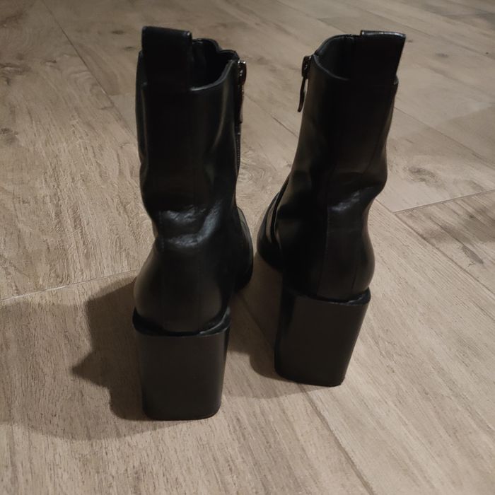 Черевики жіночі. Ботинки демисезонні. Чоботи зимові