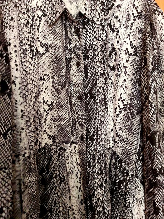 Sukienka wężowa Stradivarius wąż szaro czarny roz S oversize