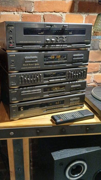 Wieża Diora,Altus,gramofon