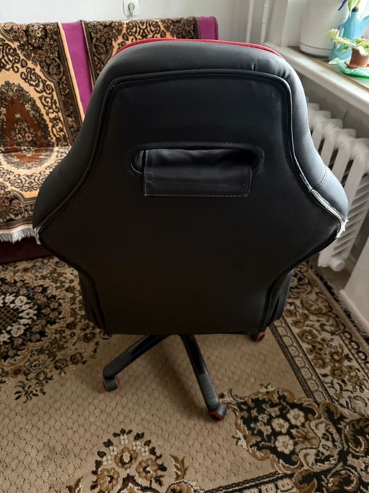 Крісло компютерне, офісне