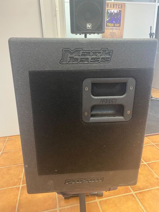 Coluna Mark Bass 8 ohms 800  WATTS