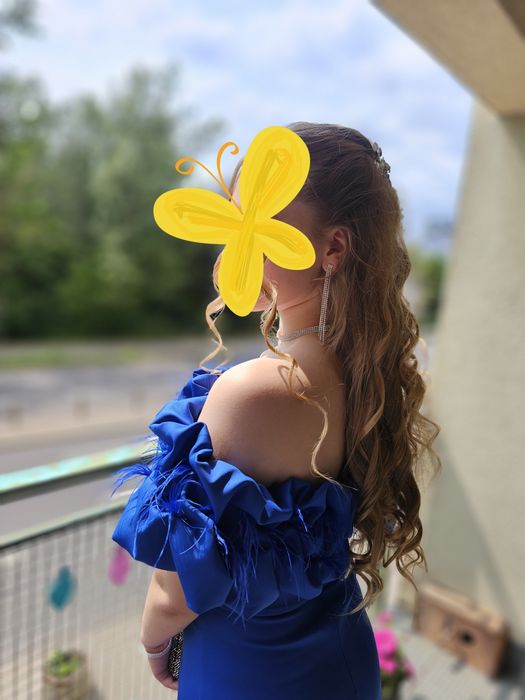 Sukienka na studniówkę połowinki bal ósmoklasisty