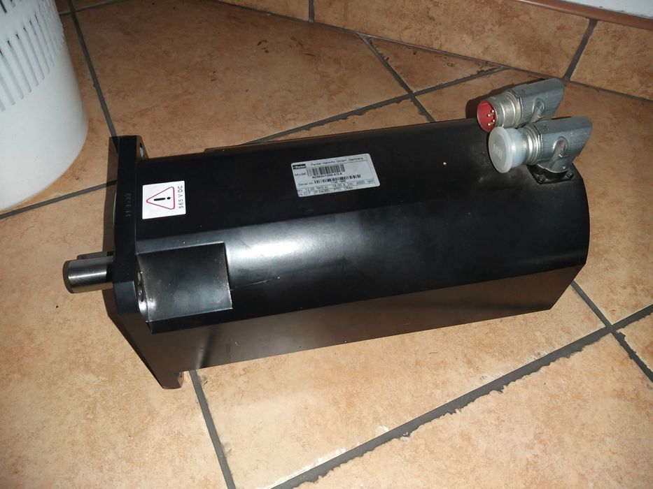 Zestaw Serwo Parkera silnik 12Nm M2n1200 + napęd 637F + dławik