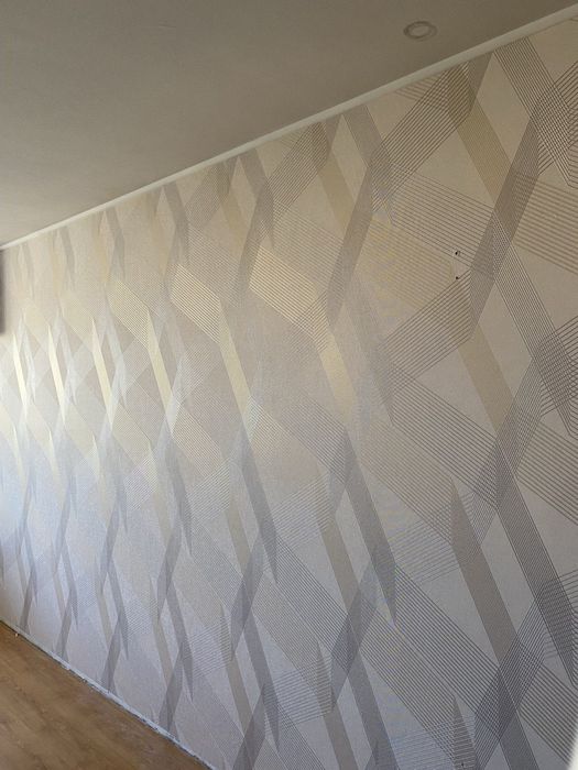 Поклейка шпалер Поклейка обоев, фотообоев