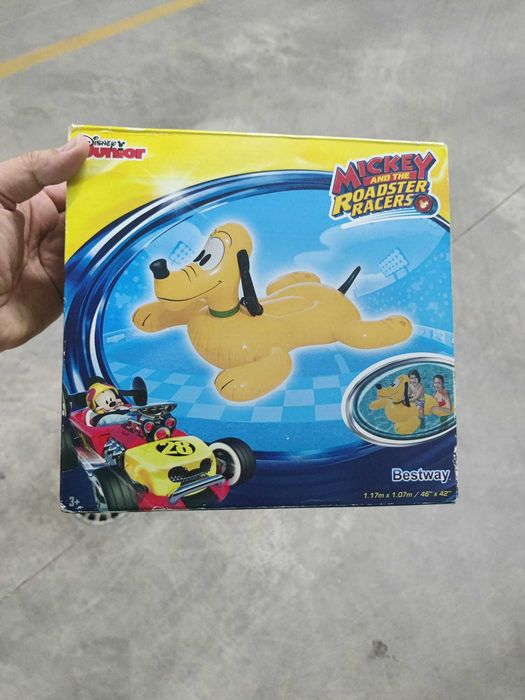 Bóia Pluto da Bestway nunca usada