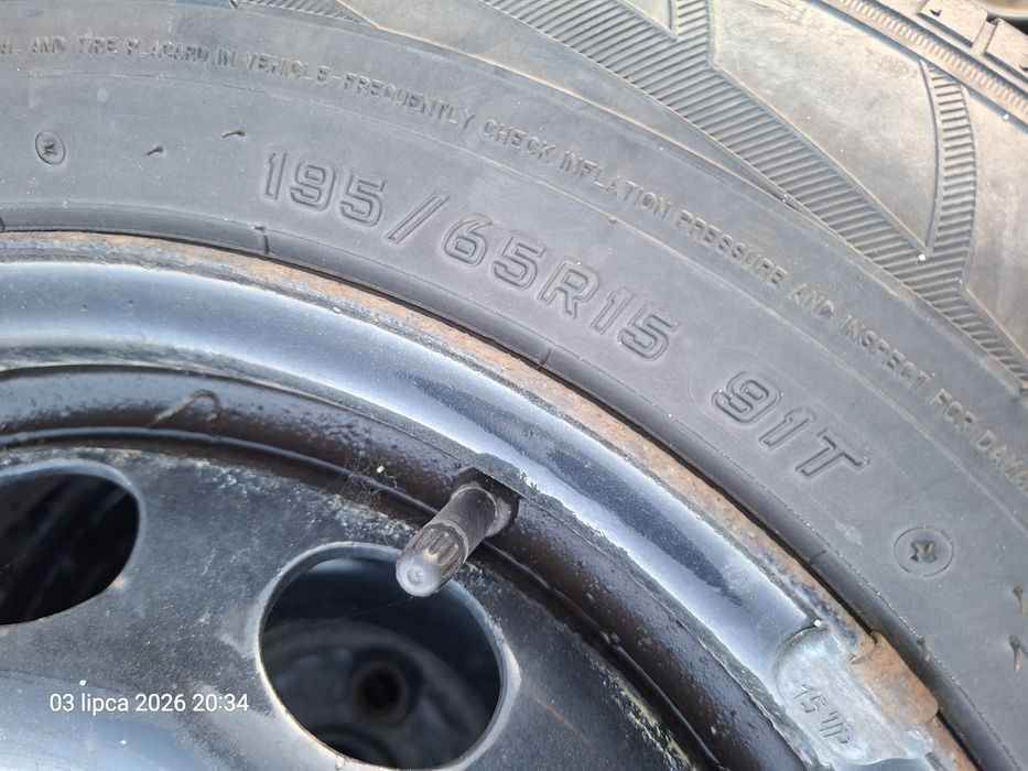 Opony zima 195/65/15