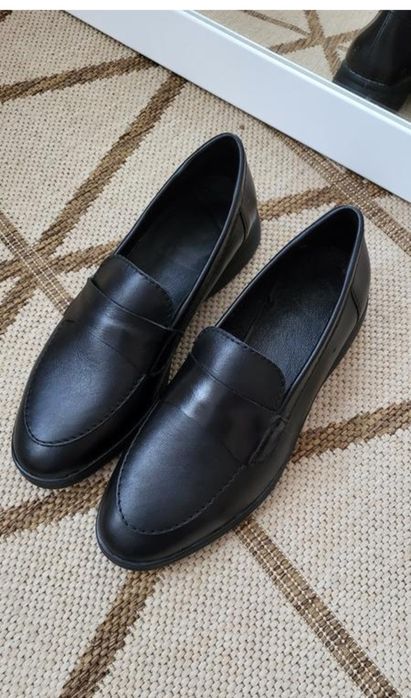 Шкіряні жіночі лофери 40 р