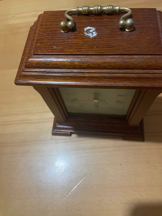 Conjunto de 2 Relógios de Mesa em Madeira – Seiko + Estilo Clássico