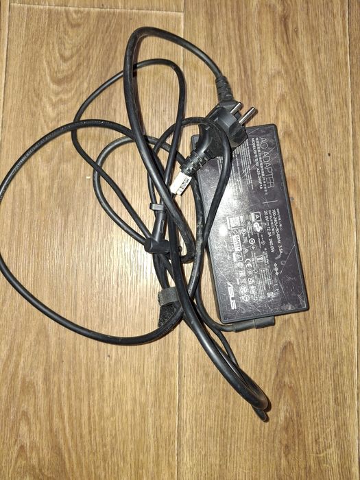 Ноутбук ASUS G513R ( требует ремонта)