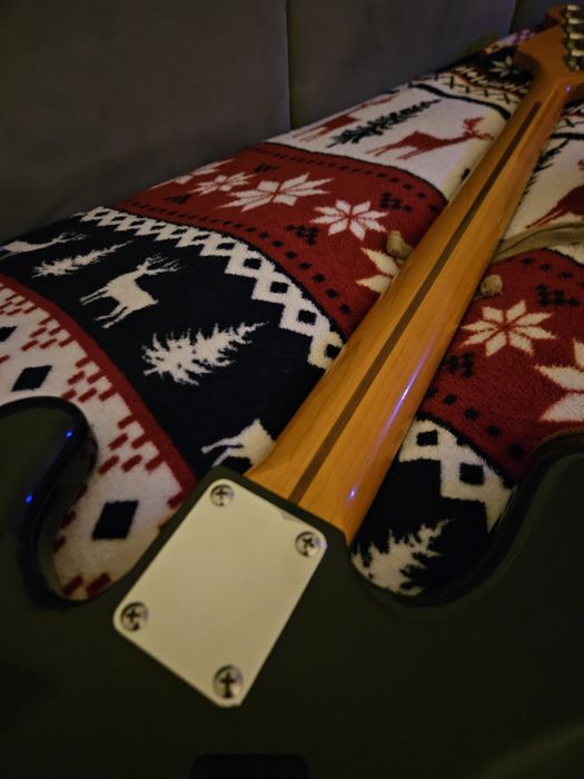 Gitara basowa Buzz Hornet (Restauracja Gitar)