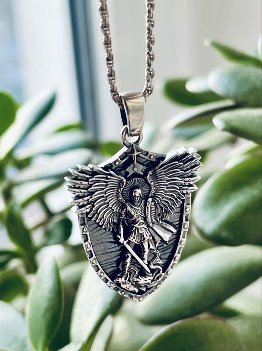 Кулон архангел Михаіл