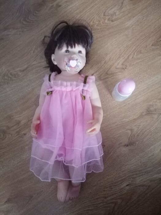 Lalka dla dzieci jak zywa