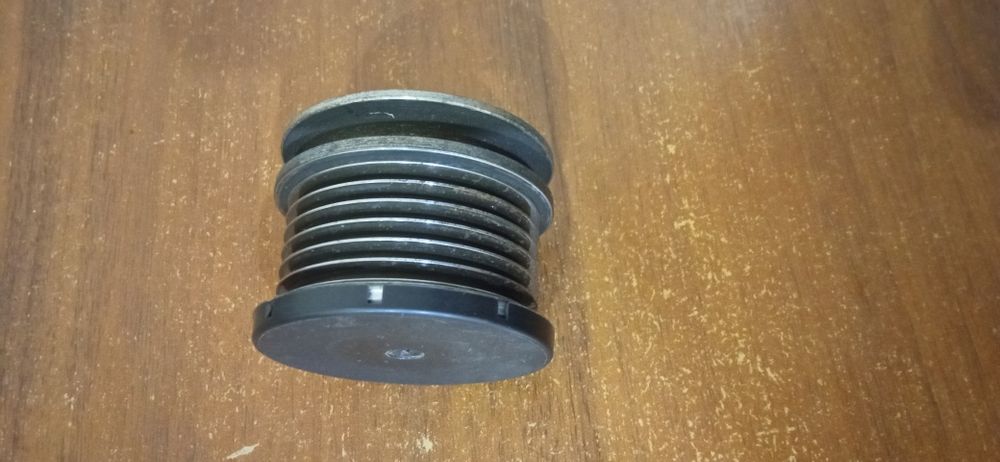 Обгона муфта шків генератора до Віто 638 2.2 сді