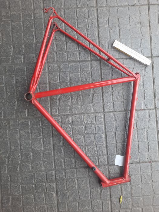 rama szosowa retro kolarzówka czerwona haki campagnolo