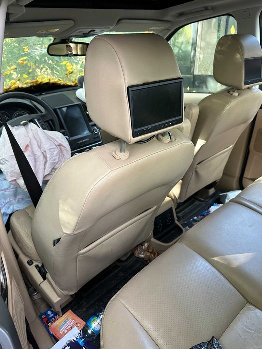 Land Rover Freelander 2 Bancos bege com TV e forras portas 450€