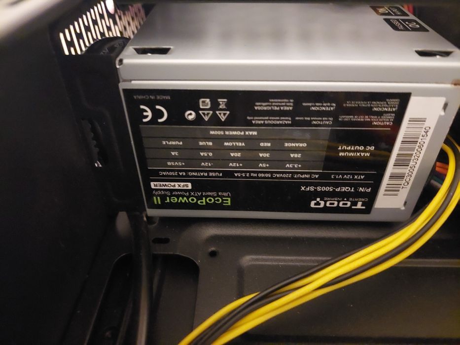 Caixa ITX Tooq com fonte sfx 500w