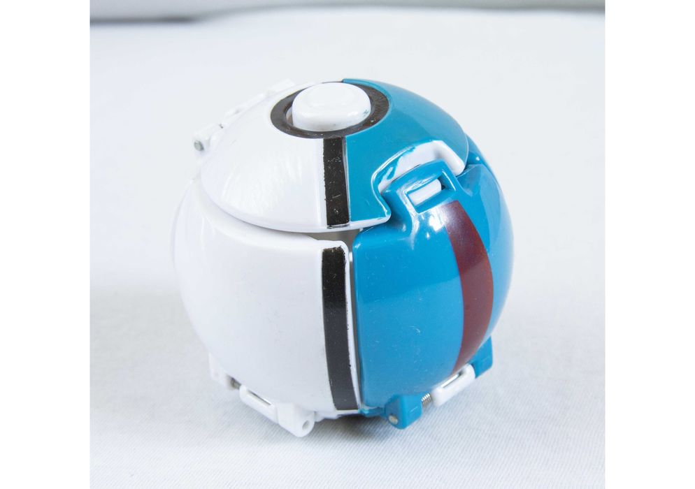 Rozkładany Pokeball clip (biało-niebieska)