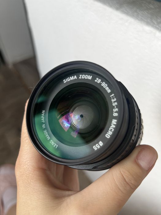 Sigma 28-90mm f/3.5-5.6 Macro D для Nikon (з макро)