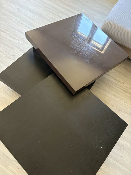 Sofá e Mesa de Centro