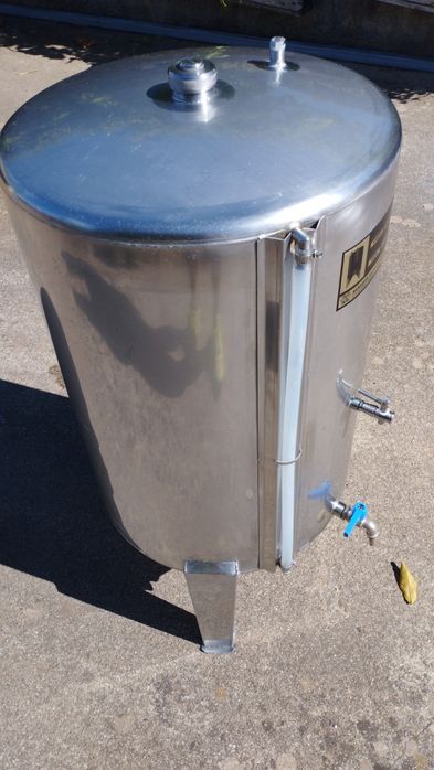 Cuba 120 litros em inox para vinho ou azeite