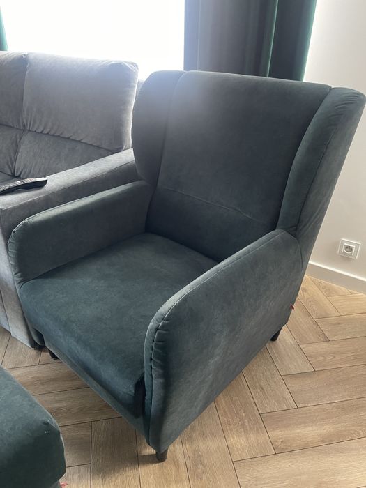 Fotel Uszak z podnóżkiem