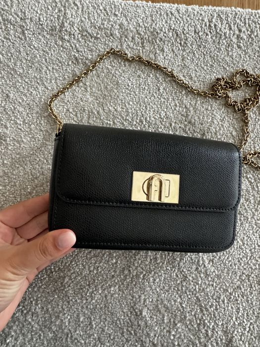 Mala furla tiracolo pequena