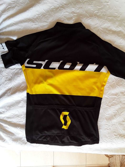 Camisa para ciclismo da marca Scott