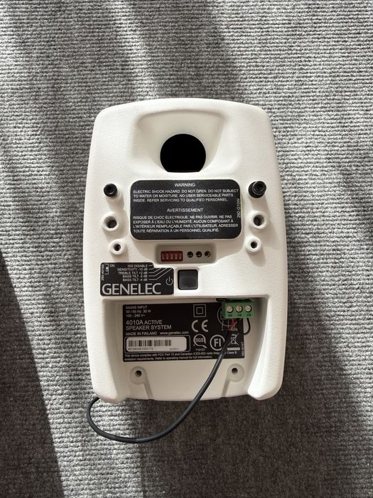 Genelec 4010A Para Aktywne Monitory Premium + Uchwyty + Transmitter Lightware 4K