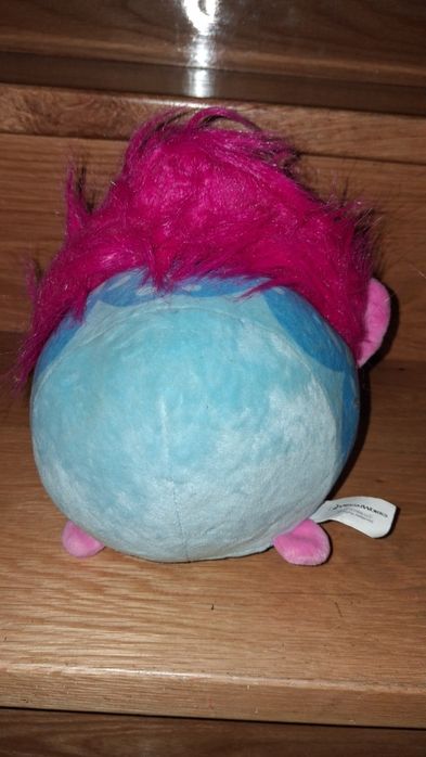 Boneco troll menina em peluche