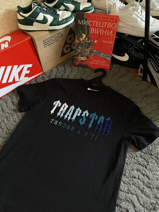 Футболка Trapstar "It's a Secret" — Оригинал / Вышивка