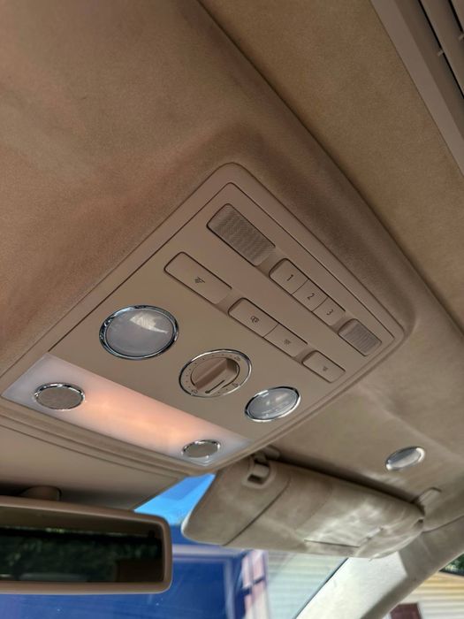 Volkswagen Phaeton 2012