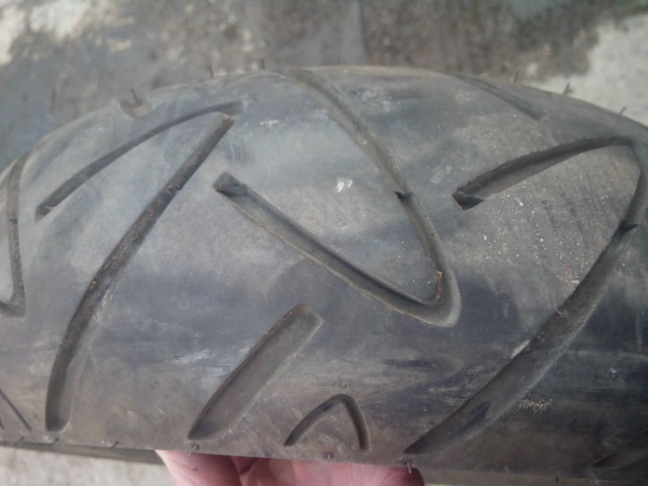 Покришка на скутер 130/60  R13 Сontinental Conti
