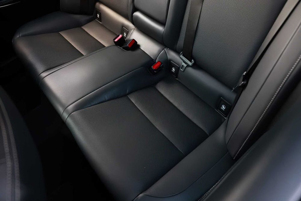 Lexus IS 300      2016