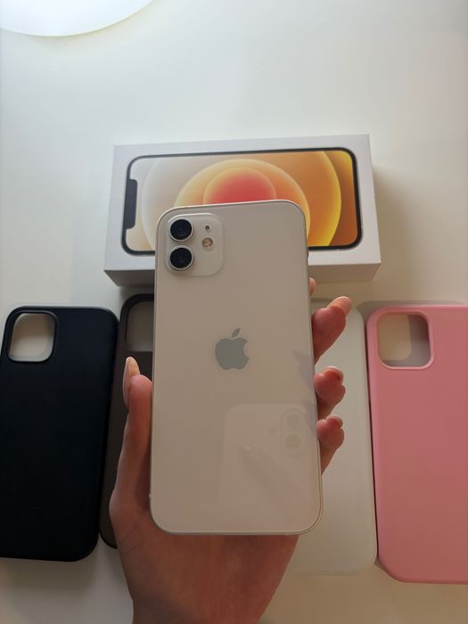 iPhone 12 + 4x etui gratis