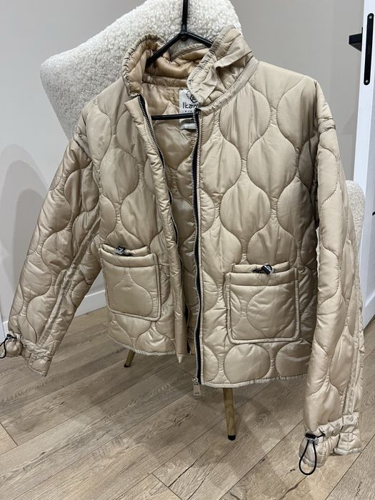 Куртка бежева на весну