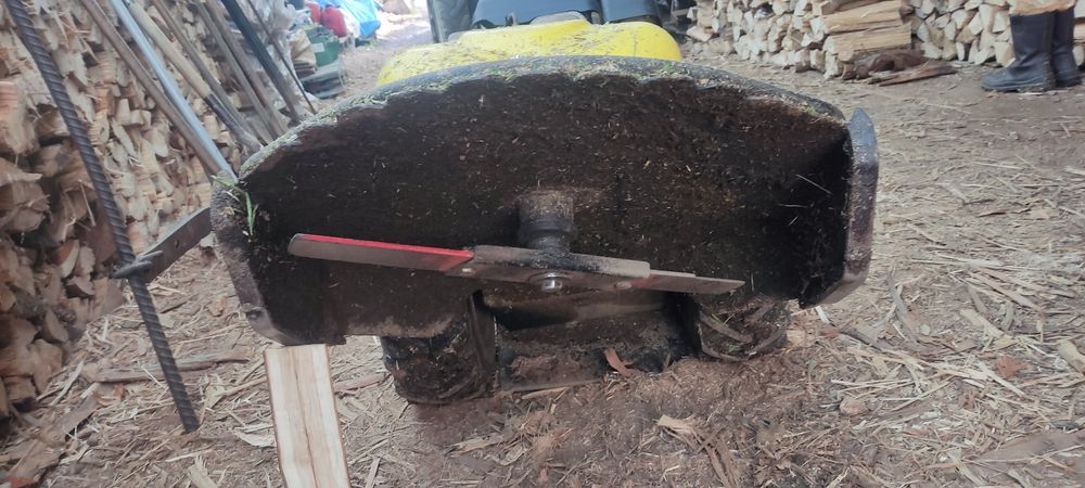 Destrocedor ou triturador de mato