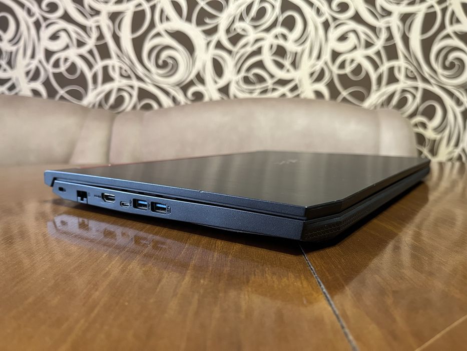 Игровой ноутбук 15.6" Acer Nitro 5 на Intel i5-9300H с Nvidia GTX1050 / 16ОЗУ / SSD+HDD / FullHD