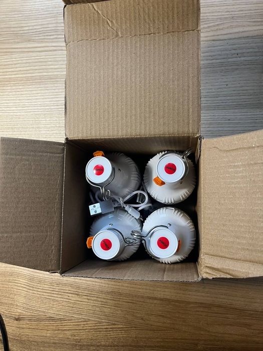 Акумуляторні лампи заряджаються від USB