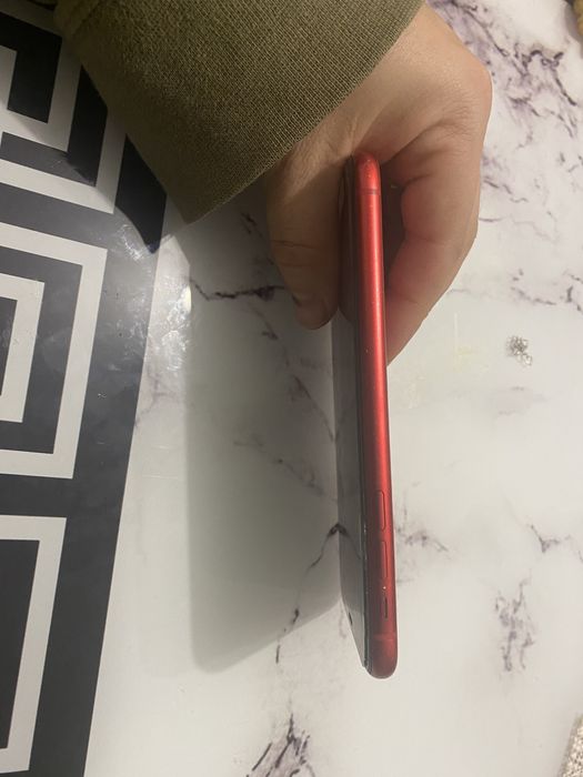 Iphone 11 64 айфон продам