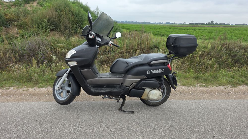 Yamaha versity 300