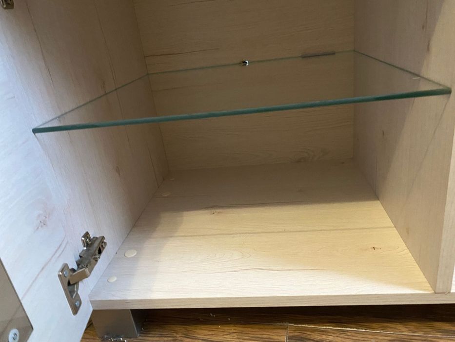 Szafka rtv podświetlana