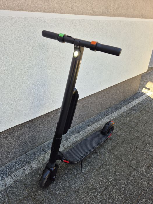 Hulajnoga elektryczna Ninebot Segway ES