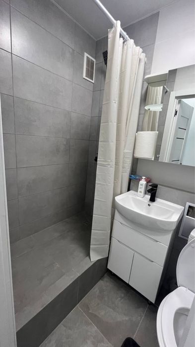 Оренда 1к.кв Бакинська 37в Метро Дорогожичі від власника