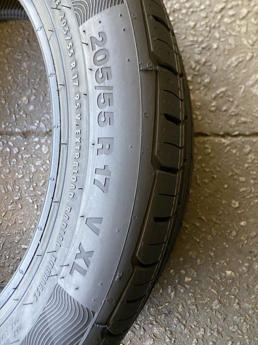 Pneus 205/55/17 Continental ContiPremiumContact 5