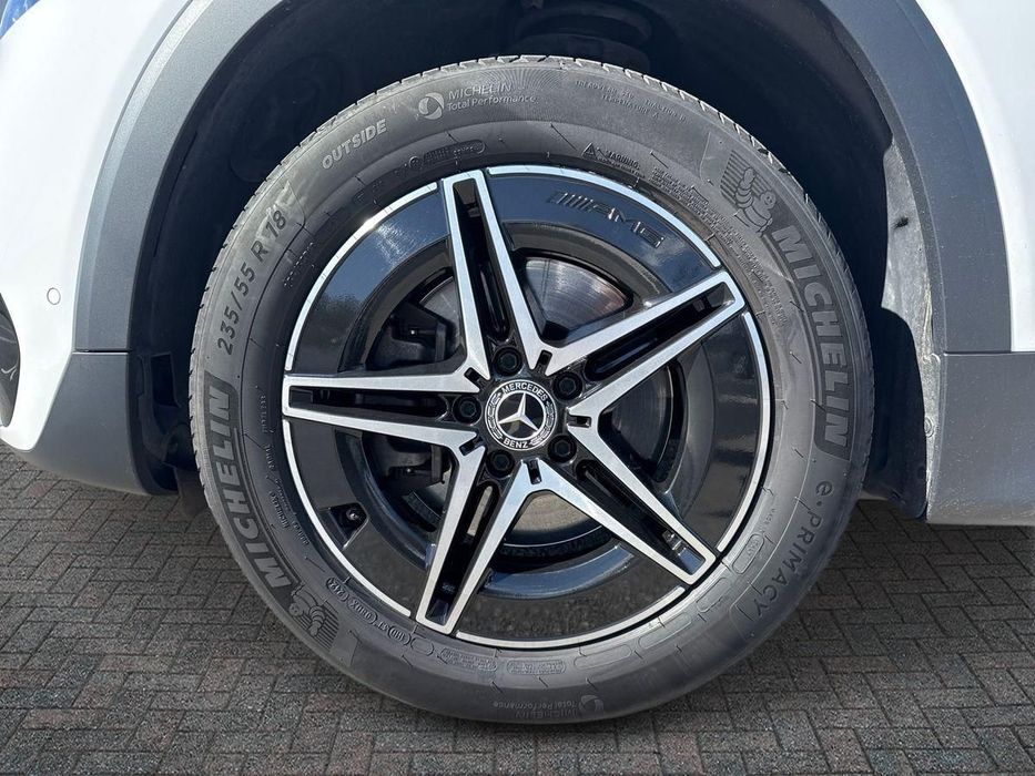Mercedes-Benz EQB 350 4Matic AMG Line foto 5