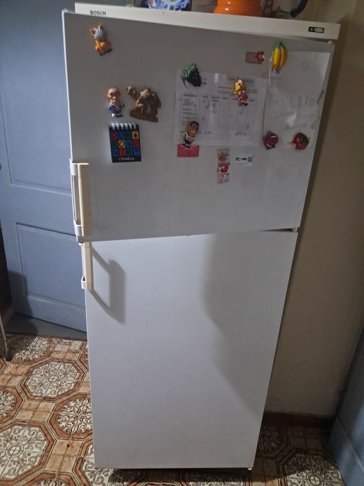 Frigorifico com congelador